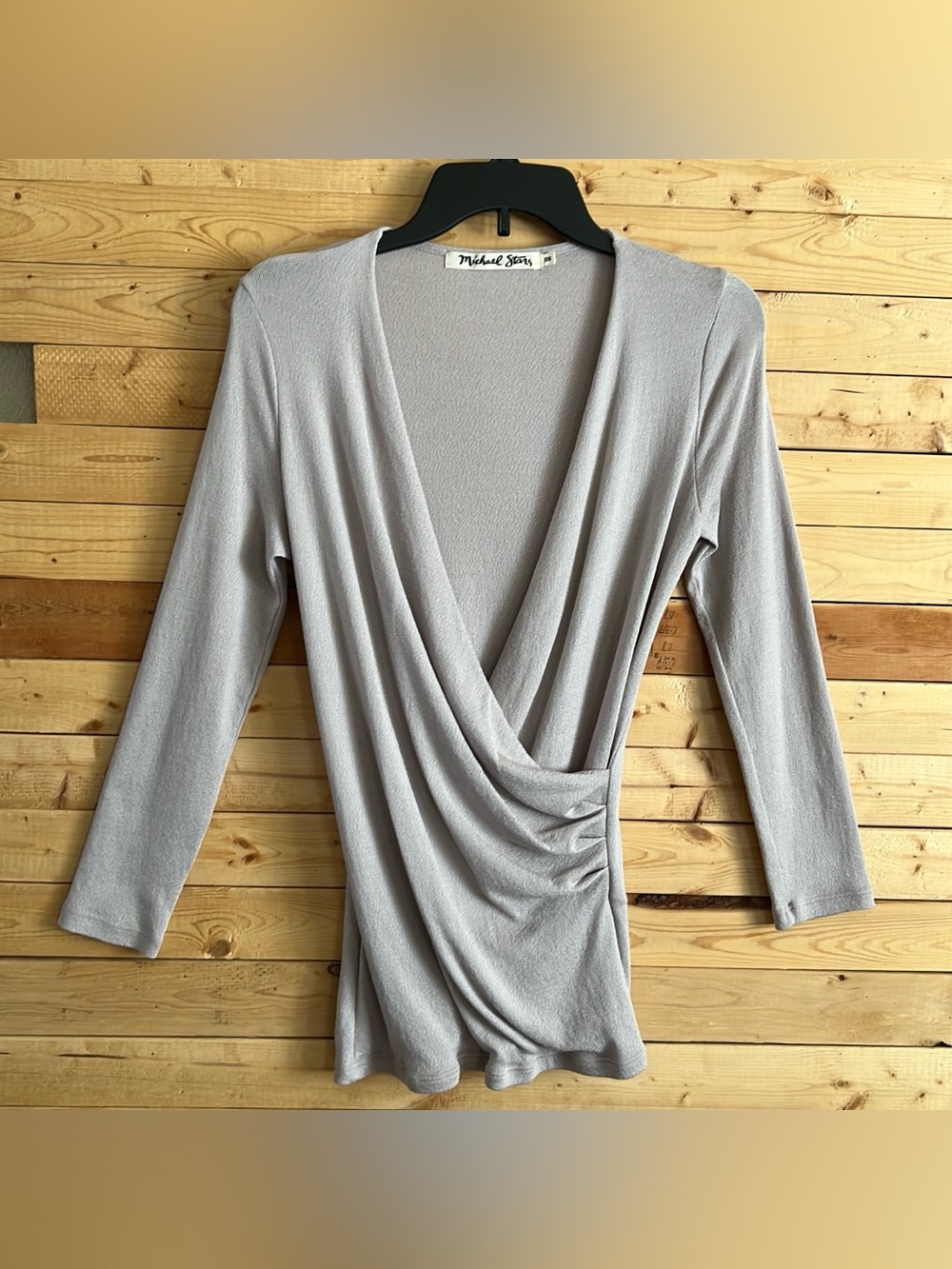 Michael Stars Women’s Metallic Gray Wrapped Style Vneck Long Sleeves Top size S